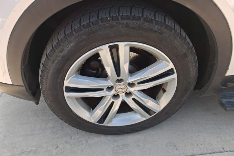 Used Zotye T700 2017 1.8T Dual-Clutch Prestige Model