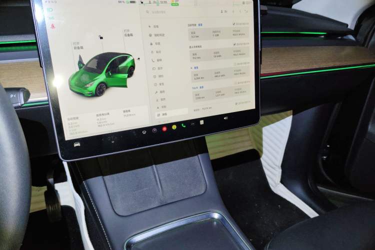 Used Tesla Model Y 2021 Long-Range All-Wheel-Drive Version
