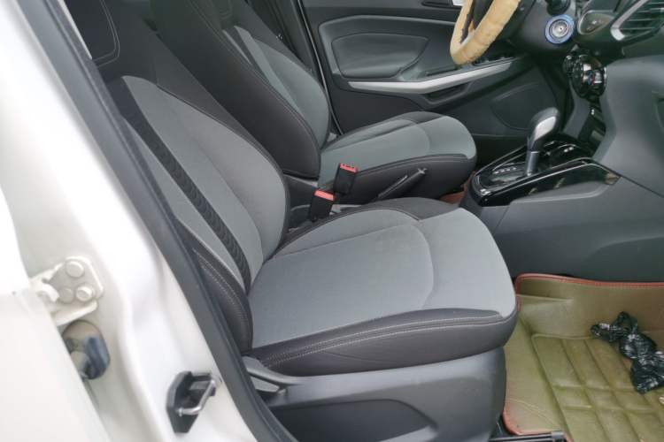 Used Ford EcoSport 2013 1.5L Automatic Fashion Model