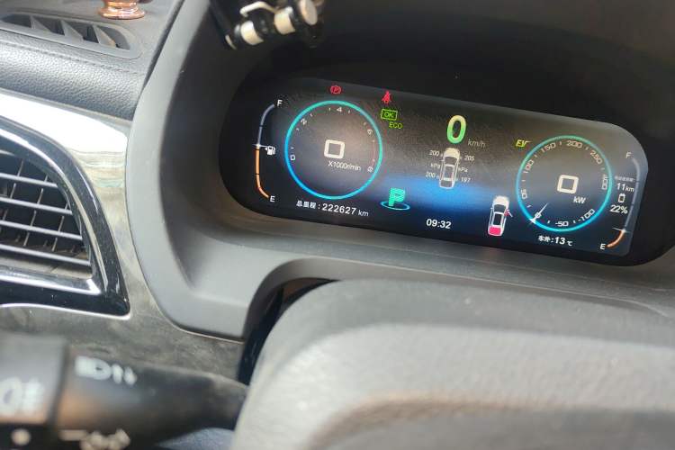 Used BYD Tang New Energy 2015 2.0T Four-Wheel-Drive Flagship Model