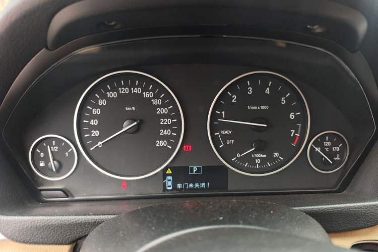 Used BMW 3 Series 2013 320i Sport Edition Instrument Cluster