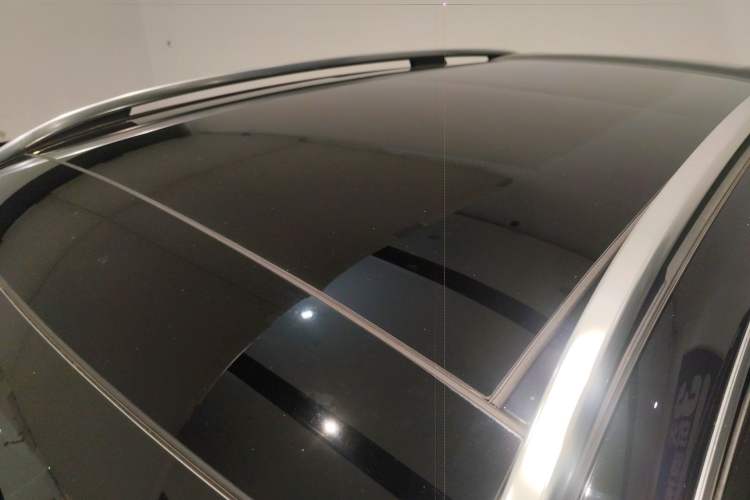 Used Mercedes-Benz GLC 2025 Refreshed GLC 300 L 4MATIC Dynamic Version 5 Seats Roof