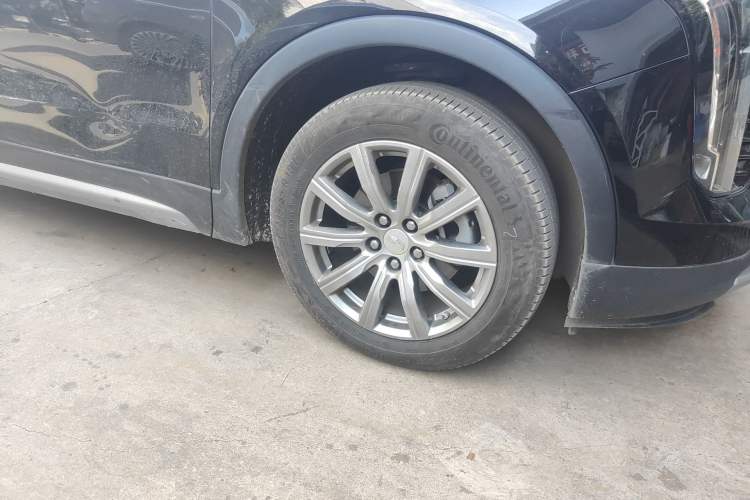 Used Cadillac XT4 2018 28T Two-Wheel-Drive Luxury Model