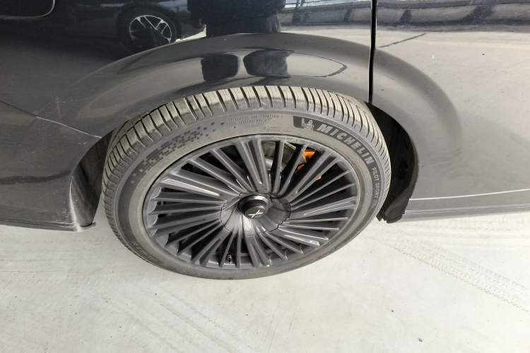 Used XPeng G9 2025 625 Long-Range Max Exterior 8