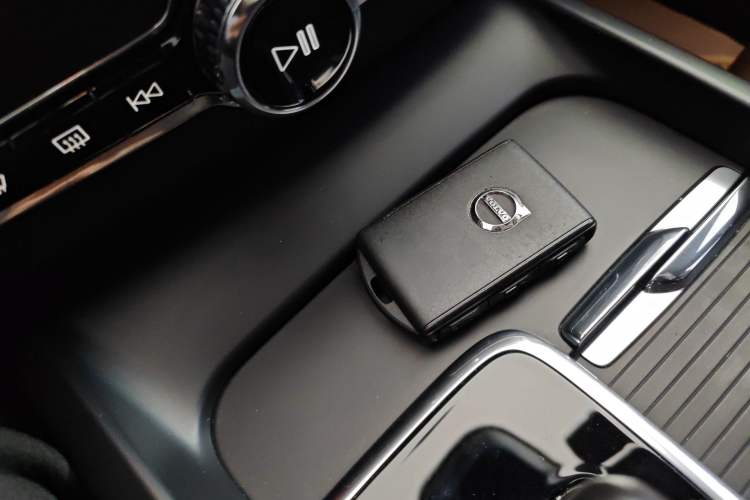 Used Volvo XC60 2022 B5 4x4 Zhiyi Luxury Edition