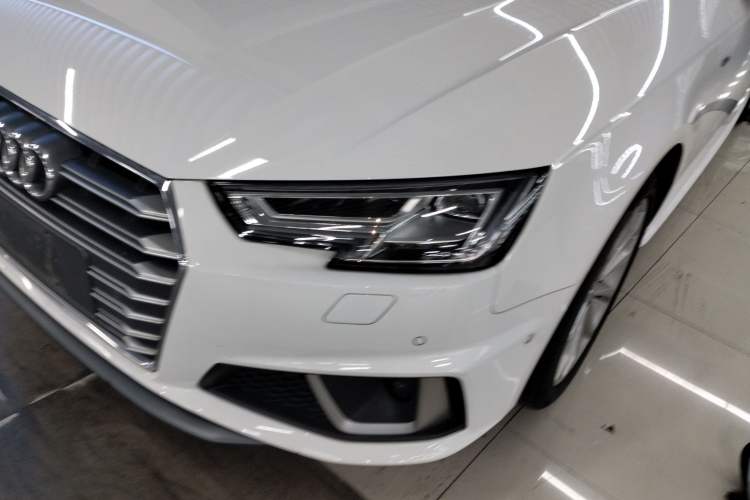 Used Audi A4L 2019 40 TFSI Fashion Version China V
