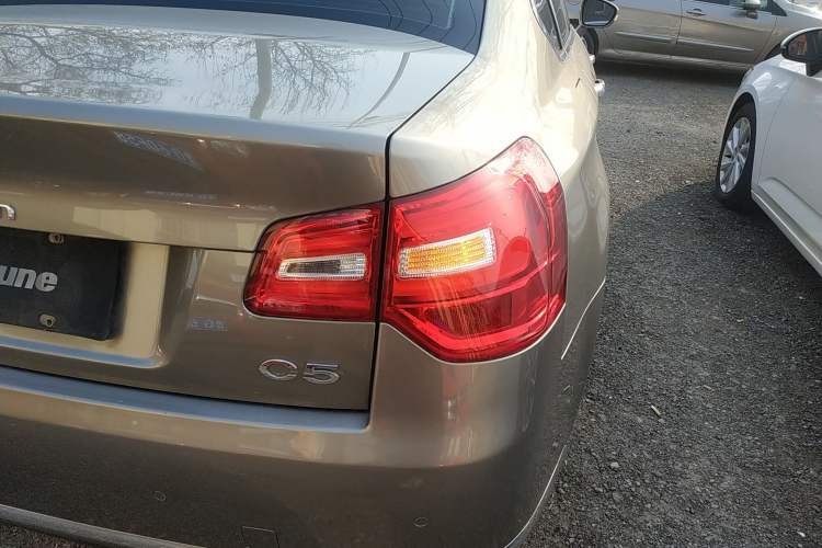 Used Citroen C5 2014 2.0L Automatic Luxury Edition