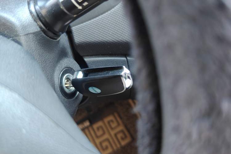 Used Hyundai Verna Ray 2016 1.4L Manual Leading GLX Model Vehicle Key