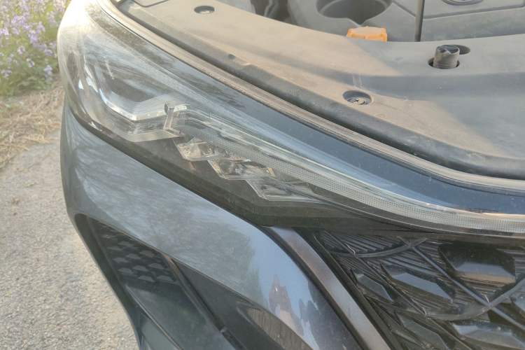 Used CHANGAN CS75 PLUS 2020 1.5T Automatic Luxury Version Right Front Headlight