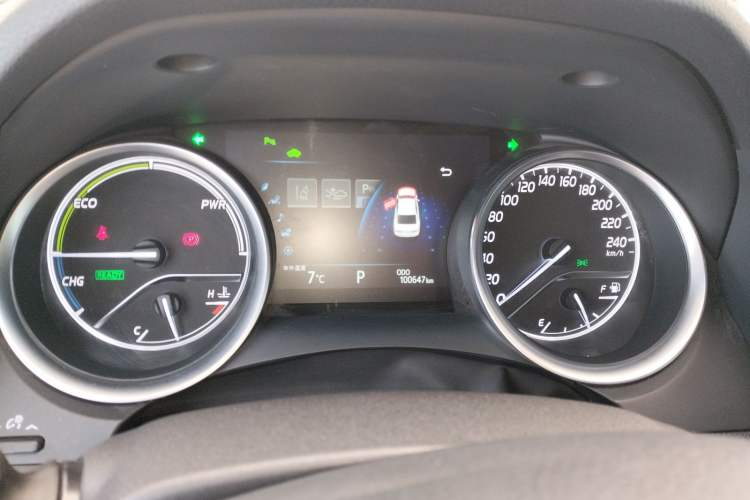 Used Toyota Camry 2018 Dual-Engine 2.5 HG Luxury Edition
