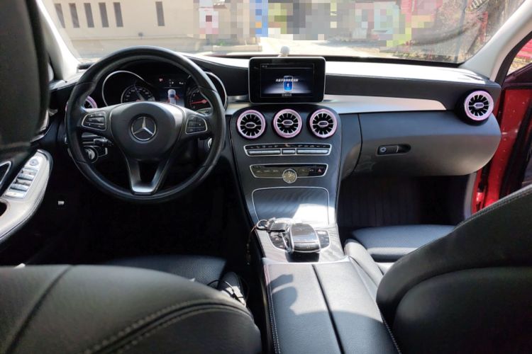 Used Mercedes-Benz C-Class 2018 C 200 L Sport Edition Center Console