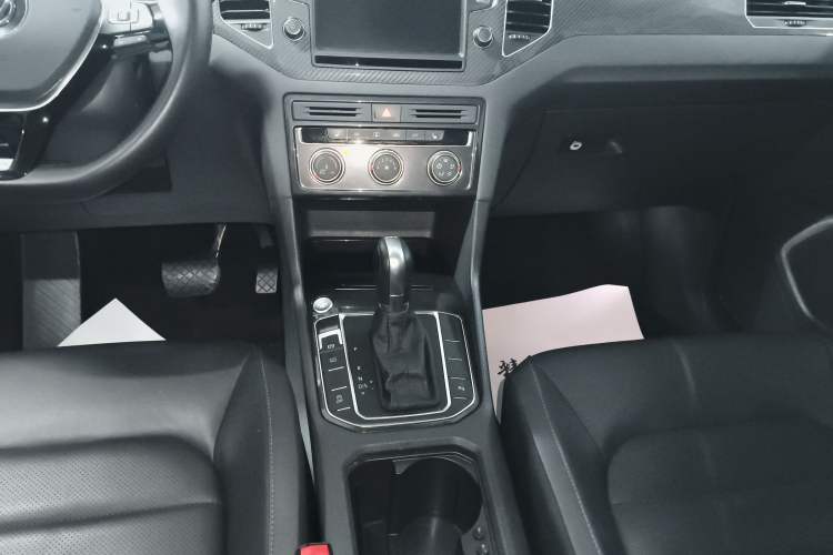 Used Volkswagen Golf Sportsvan 2016 230TSI Automatic Luxury Version