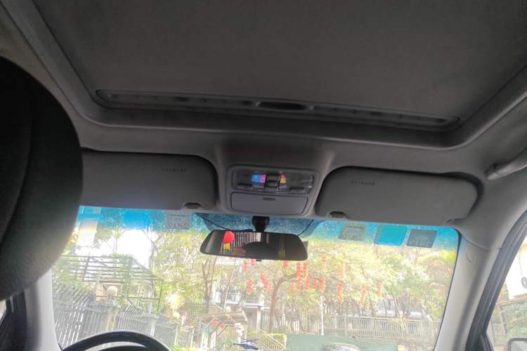 Used Kia Sportage 2012 2.0L Automatic Two-Wheel Drive GLS Headliner