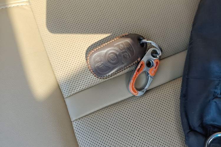 Used Buick GL8 2020 ES Land Cruiser 653T Luxury Model