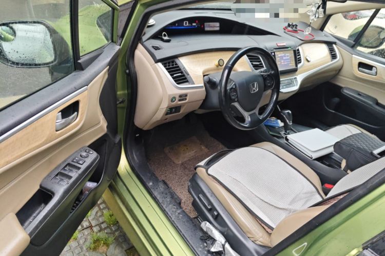 Used Honda Jade 2013 1.8L CVT Luxury Edition 5 seats