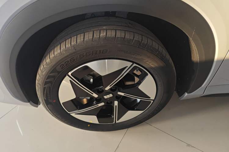 Used Geely Galaxy E5 2026 Model 530km Exploration Edition