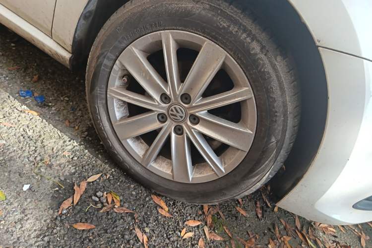 Used Volkswagen Polo 2014 1.4L Manual Comfort Edition