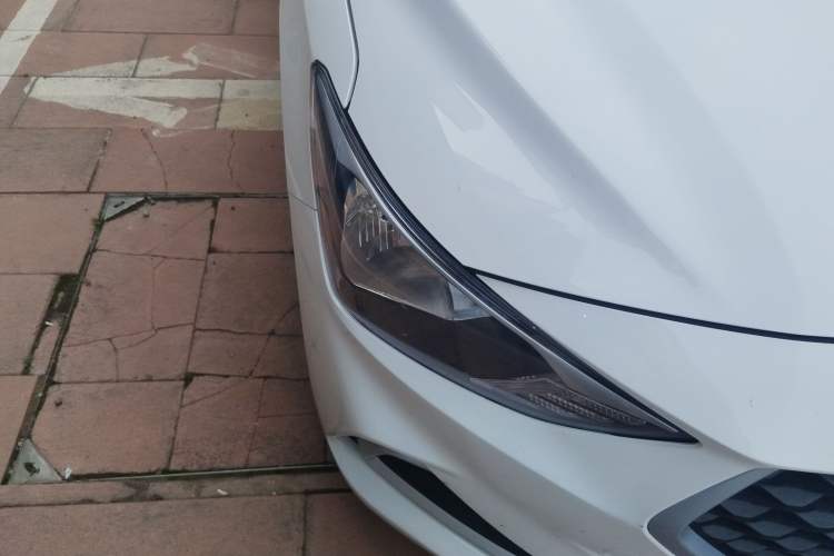 Used Hyundai Celesta 2020 1.6L Automatic GL Enjoyable Edition Right Front Headlight