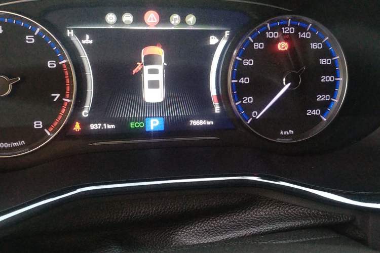 Used GAC Trumpchi M8 2018 320T Luxury Edition Odometer Close Up