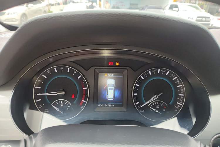 Used Haval H2 2016 Red-Label 1.5T Manual Two-Wheel Drive Luxury Model