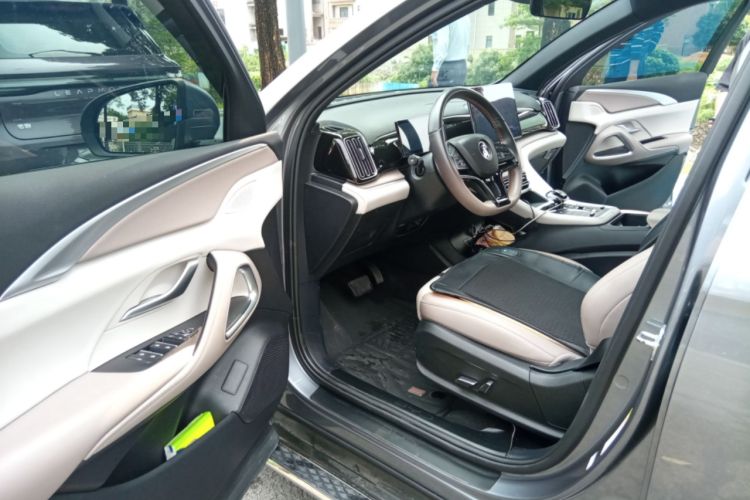 Used BYD Song Pro New Energy 2024 HONOR Edition DM-i 110KM Beyond Model
