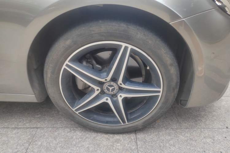 Used Mercedes-Benz E-Class (Import) 2019 E 200 Sport Edition
