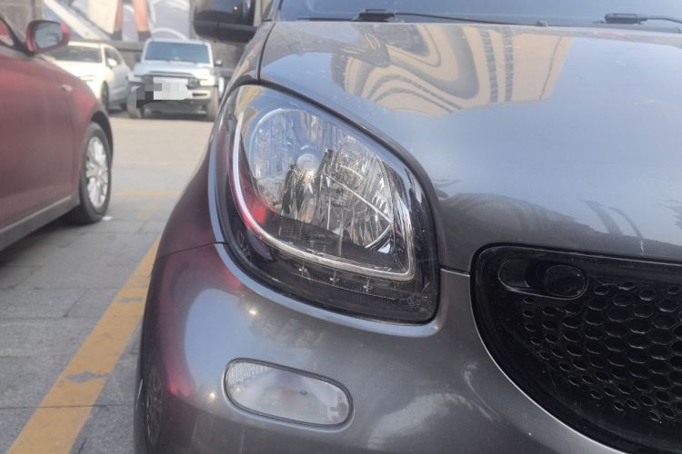 Used smart forfour 2018 0.9T 66 kW Pioneer Edition
