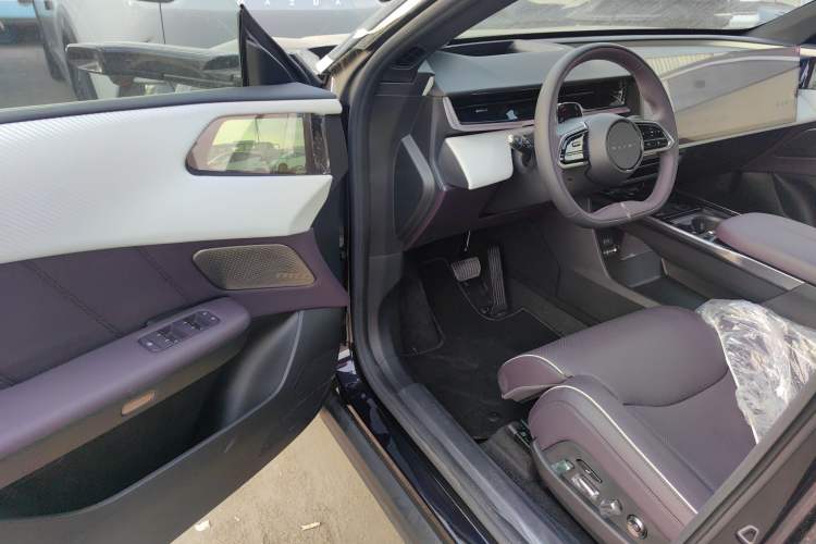 Used Mazda EZ-60 2025 Model Pure Electric 600 Max
