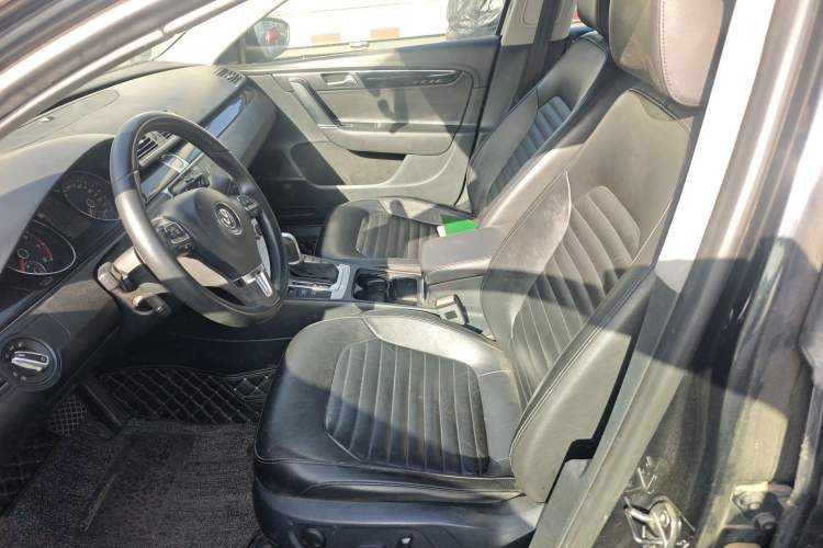 Used Volkswagen Magotan 2012 Revised 1.8TSI Luxury Version Driver Seat