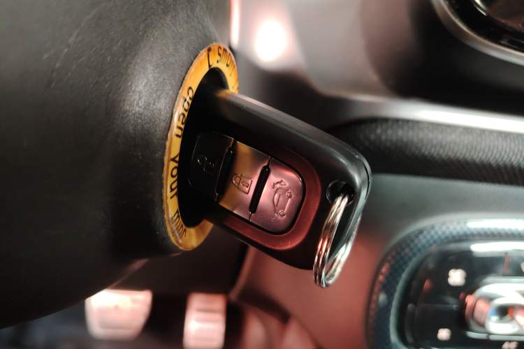 Used smart fortwo 2018 1.0L 52kW Hardtop Passion Edition China V Standard