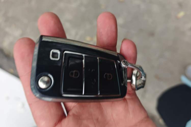 Used Volkswagen Lavida 2019 1.5L Automatic Comfort Edition China VI Standard Vehicle Key