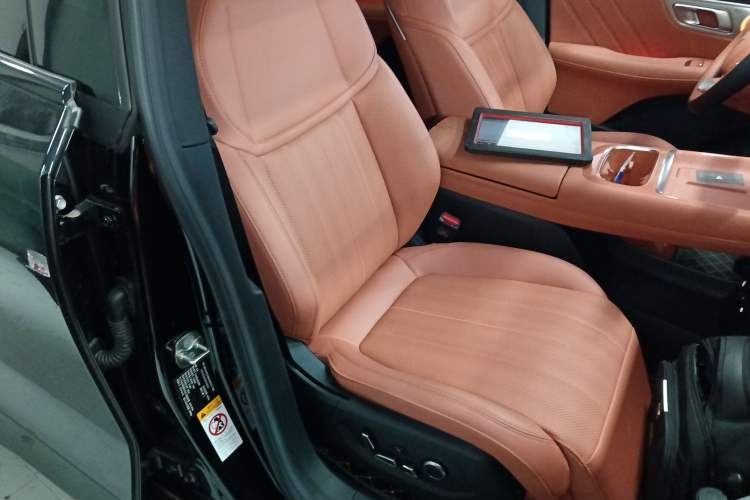 Used Deepal S07 2026 230Ultra with Huawei Qiankun ADS SE Edition Right Front Seat