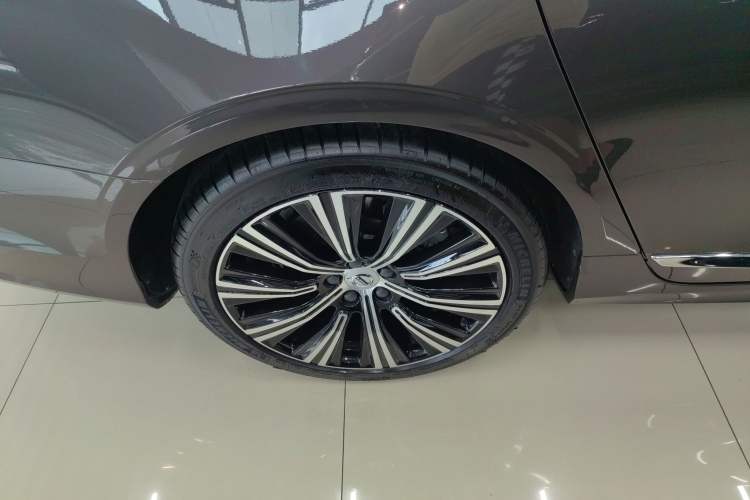 Used Volvo S90 2023 B5 Luxury Smart Edition