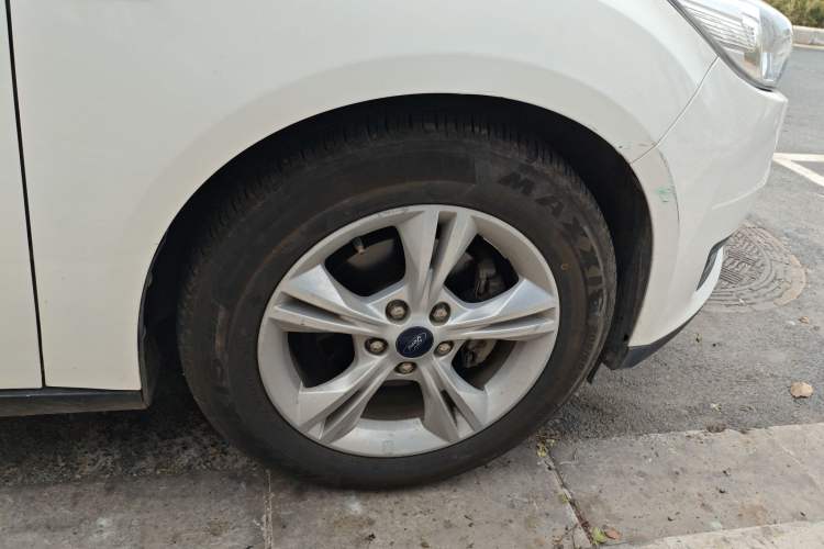 Used Ford Focus 2017 Sedan 1.6L Automatic Comfort Plus SmartDrive Edition