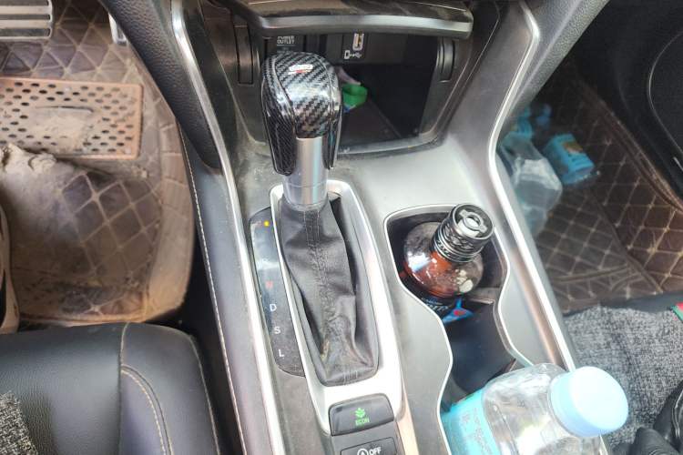 Used Honda Accord 2022 260TURBO Phantom Night · Prestige Edition Gear Lever