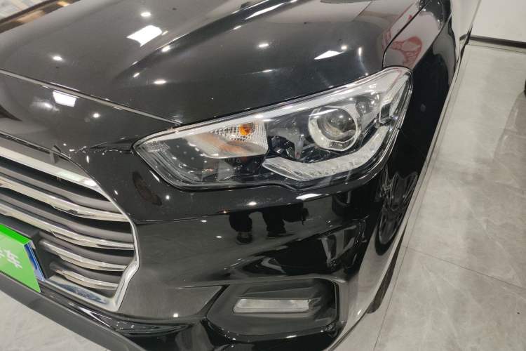 Used Hyundai ix35 2019 2.0L Automatic 2WD Zhiyong·Changxiang Edition China VI Standard Left Front Headlight