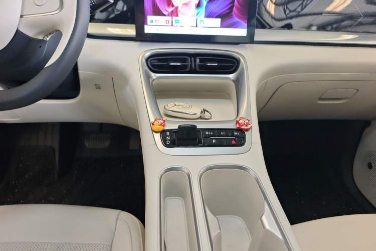 Used Geely Galaxy Geome 2025 310km Youth Edition Gear Lever