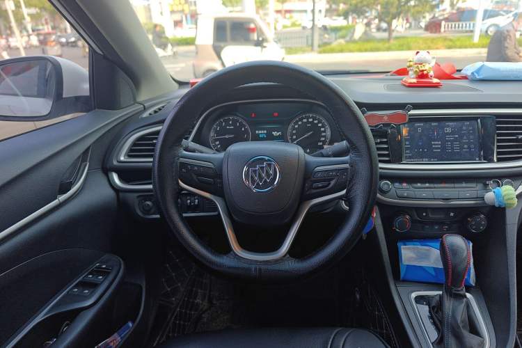 Used Buick GT 2021 Revised Version Flagship 1.5L Automatic Elite Edition Steering Wheel