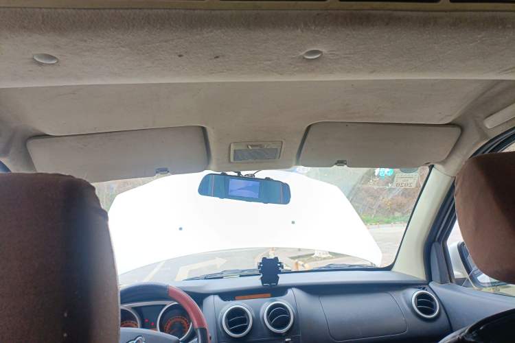 Used CHANGAN KAICHENG Ounuo S 2017 1.5L Base Version
