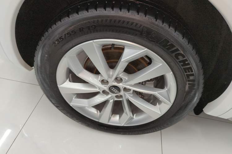 Used Audi Q5L 2022 Updated 40T Luxury Dynamic Edition
