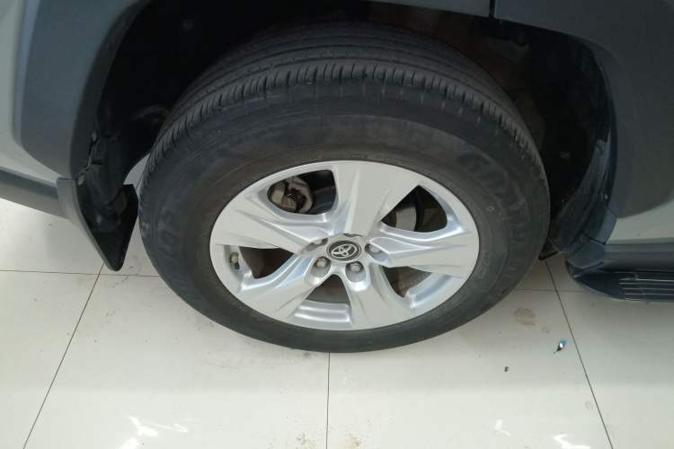 Used Toyota RAV4 2020 2.0L CVT Two-Wheel Drive Urban Edition
