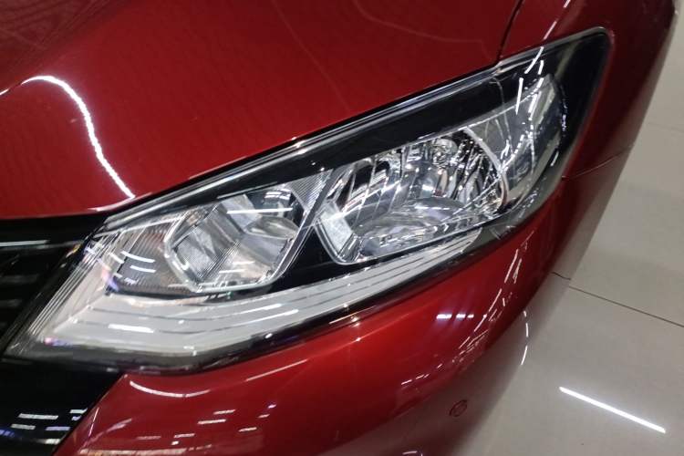 Used Nissan Tiida 2021 1.6L CVT Cool Edition