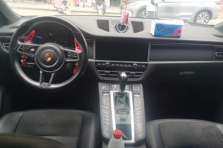 Used Porsche Macan 2018 Macan 2.0T
