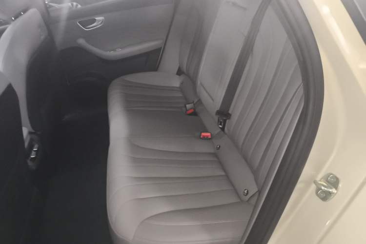 Used Roewe M7 DMH 2025 Model 160km Premium Version