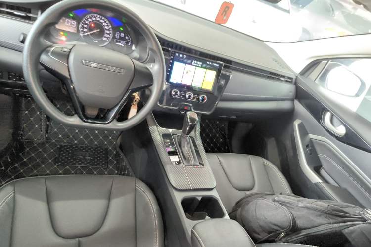 Used Venucia D60 2023 PLUS 1.6L XE CVT Trendy Edition