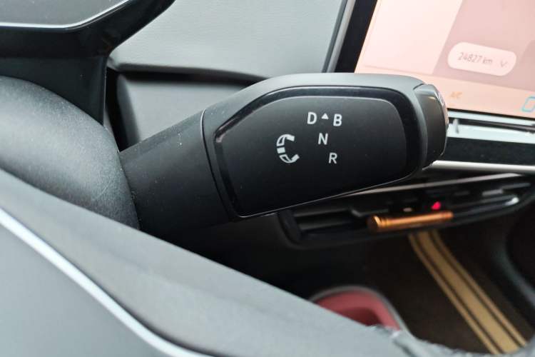 Used Volkswagen ID.3 2025 Smart Edition Outstanding Model
