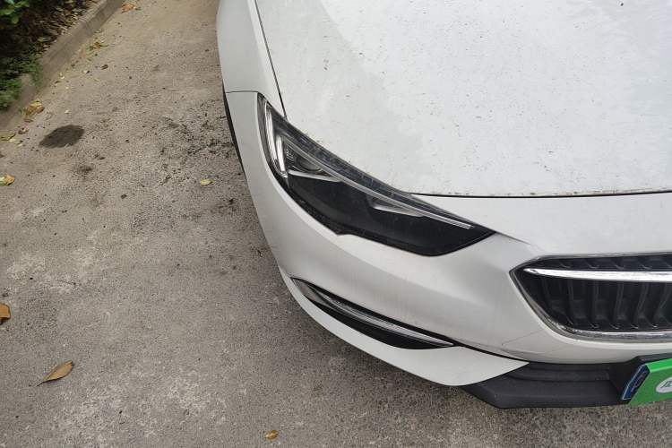 Used Buick Regal 2019 20T Elite Version China VI Standard Right Front Headlight