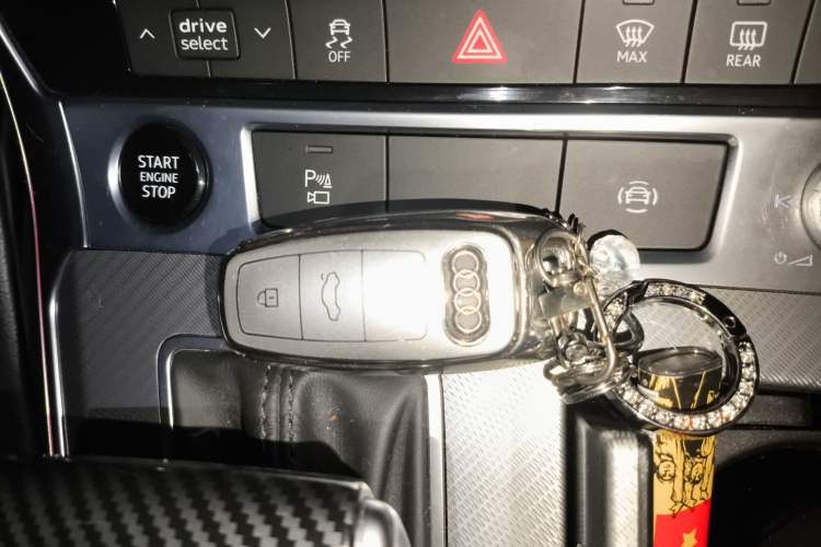 Used Audi A6L 2022 45 TFSI quattro Prestige Elegant Edition Vehicle Key