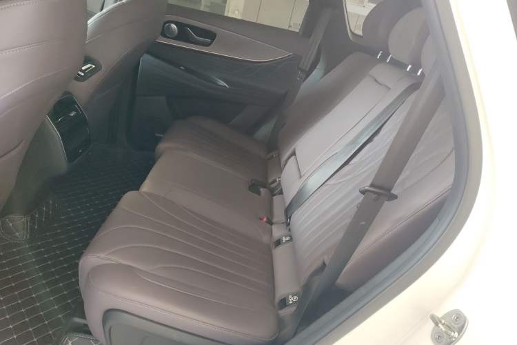 Used Chery Tiggo 9 2025 2.0T Automatic Two-Wheel Drive Luxury Edition 5 Seats