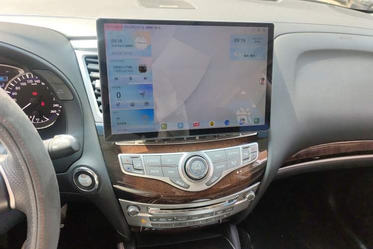 Used Infiniti QX60 2018 2.5 S/C Hybrid Two-Wheel-Drive Champion Family Edition Audio And AC Panel